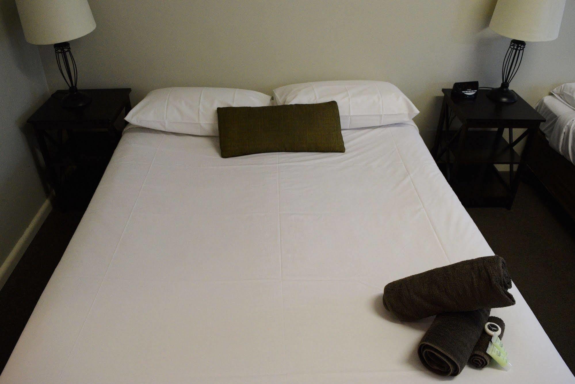 Rosebud Motel 3*